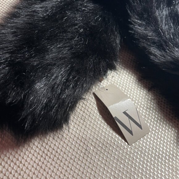 Worthington Faux Fur Wrap Scarf – Black – New With Tags - Picture 7 of 8